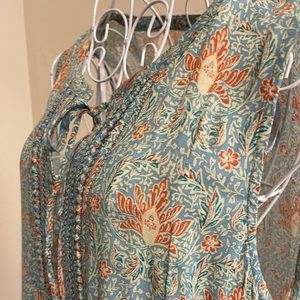 Daniel Rainn blouse so pretty NWT